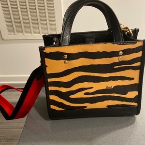 NWOT Coach Dempsey tote 22 with tiger print